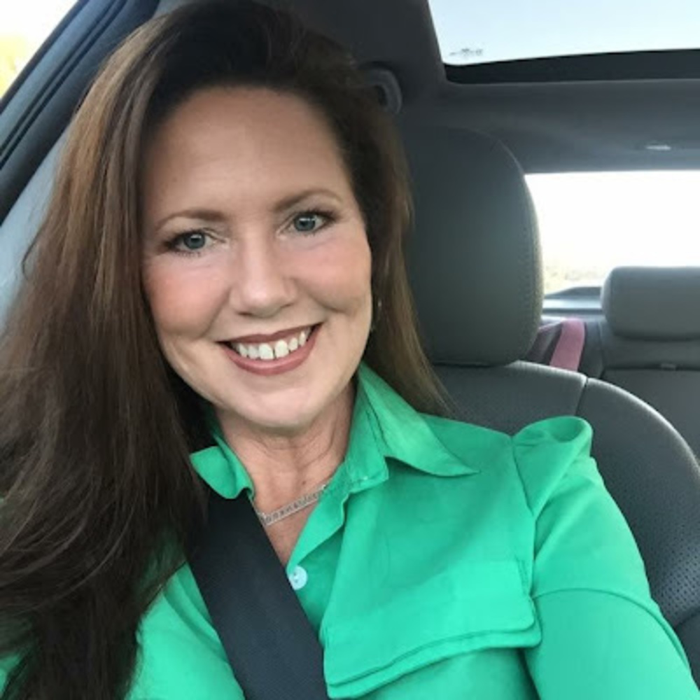 Meet your Posher, Angela